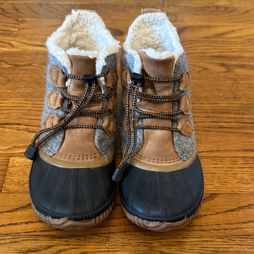 Sorel Out N About Boots